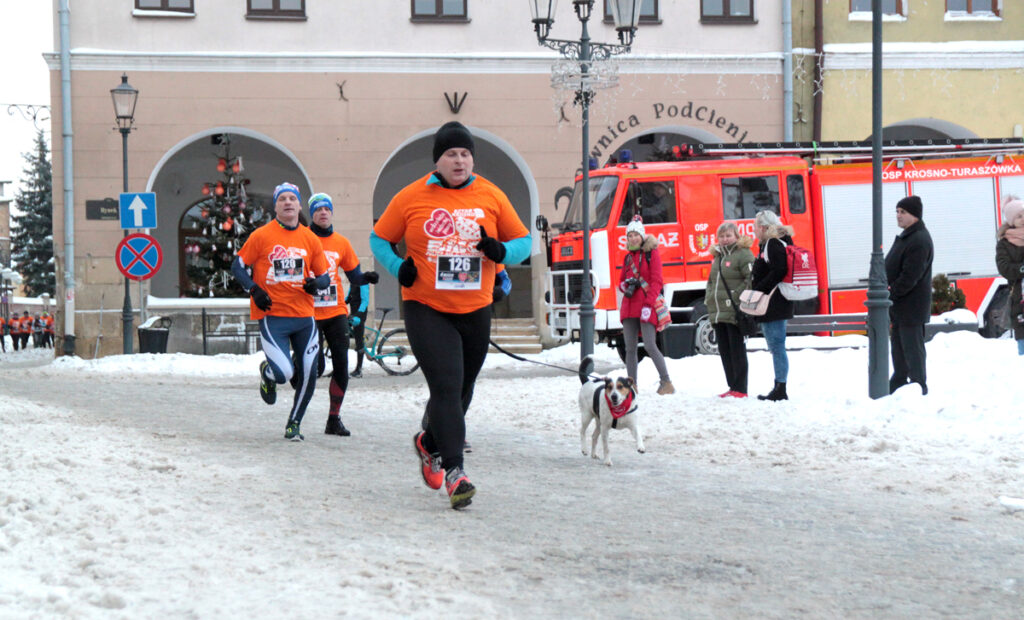 Bieg "Policz się z cukrzycą" WOŚP Krosno 2019 Krosno Rynek, bieganie z psem