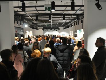 Oficjalne otwarcie nowej siedziby BWA Krosno, przy ul. Portiusa 4, wernisaż malarza Piotra Wójtowicza "Nowe Obrazy"