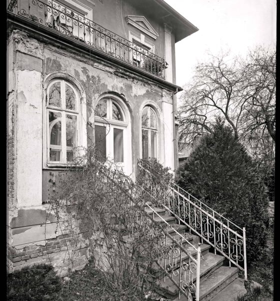 Jedna z willi krośnieńskich w obiektywie Jakuba Jana Kaski, zdjęcie wykonane historyczną techniką fotograficzną mokrego kolodionu na szkle