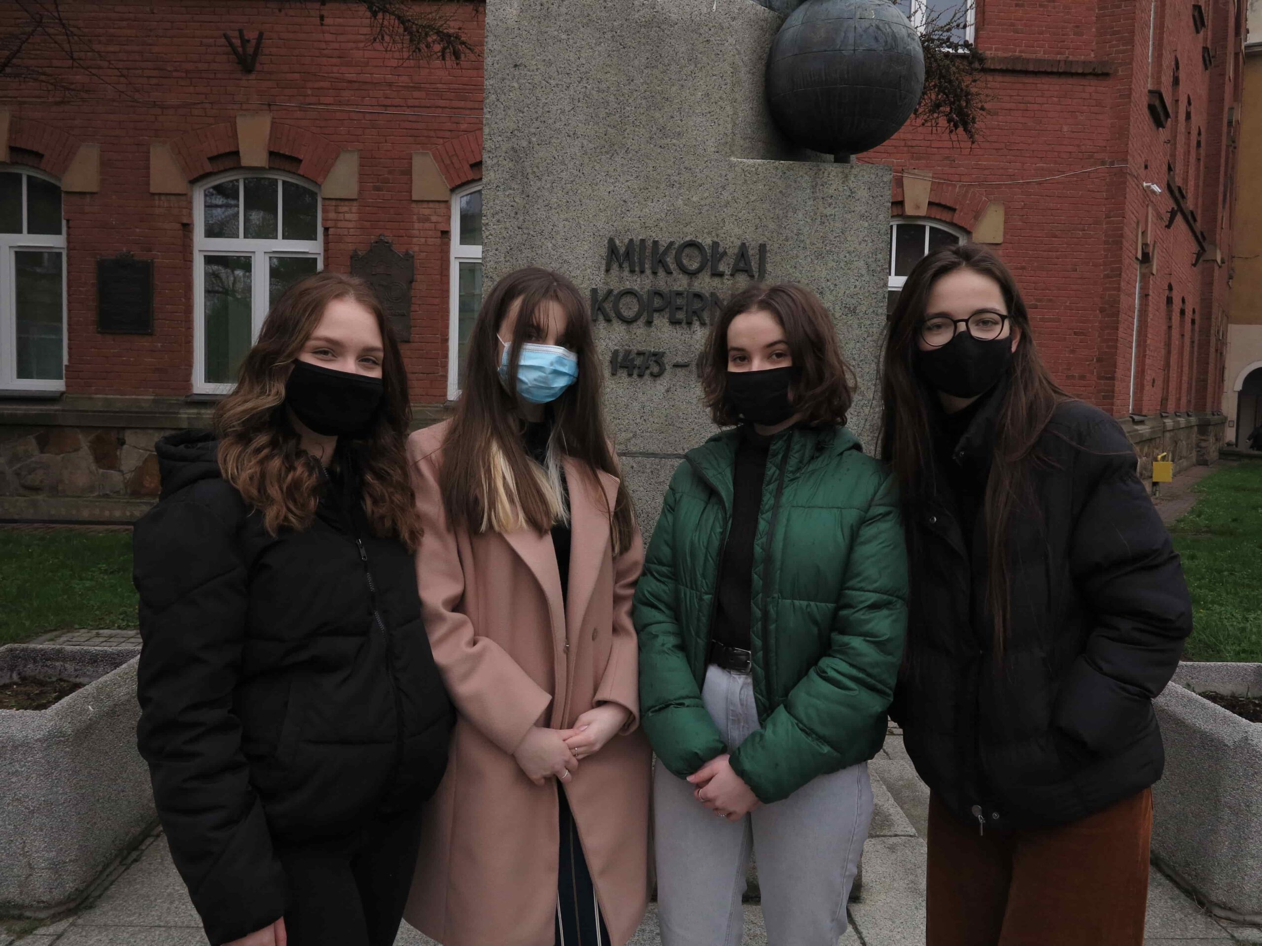 Maja, Natalia, Jagoda i Kasia - realizatorki projektu społecznego ProbleMY