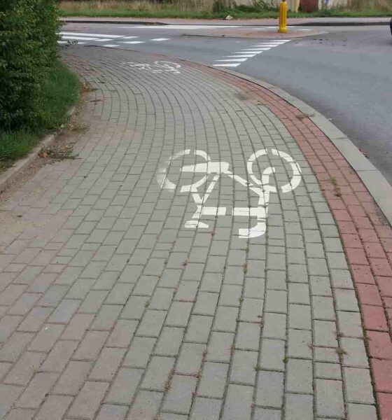 Ścieżka rowerowa przy Rondzie Naftowców
