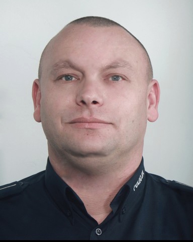 st.asp.Jakub Świdrak - dzielnicowy dzielnic Krosno Zawodzie i Krosno Białobrzegi