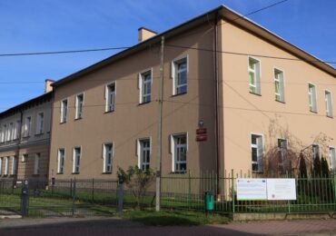 Czy przy "czwórce" zostanie wybudowana sala gimnastyczna? Petycja rodziców do Prezydenta.