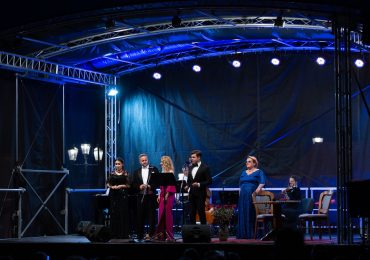 WIECZÓR Z OPERĄ I OPERETKĄ W KROŚNIE