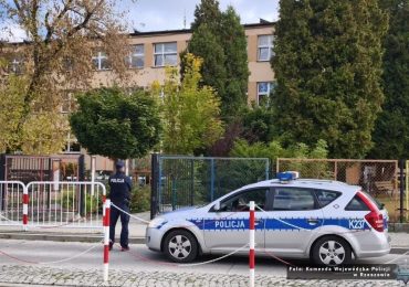 Alarm lotniczy w szkole, czy rodzice będą mogli odebrać dzieci?